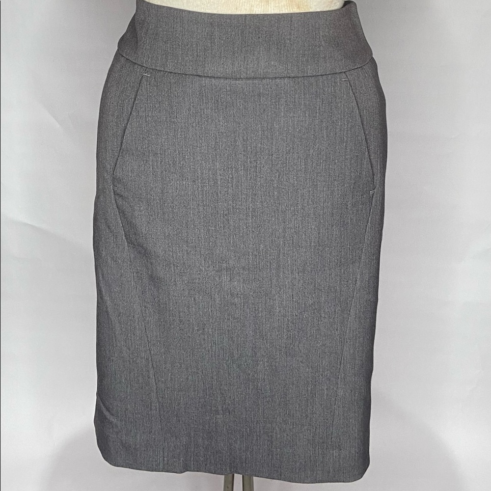 Ann Taylor LOFT | Size 0 | Gray | Pencil Skirt